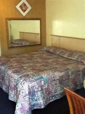 Golf View Motel-2